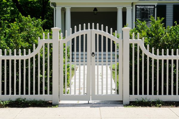 Fence Gate Adjustment in San Angelo