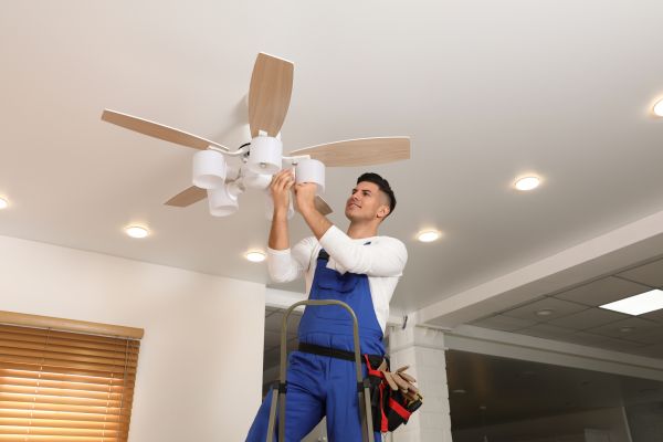 Ceiling Fan Bulb Replacement in San Angelo